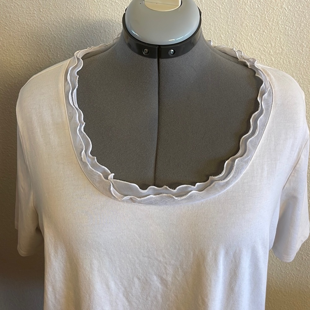 1XL Liz Claiborne ruffle neck Fancy T new wo tags no stains versatile top x long
